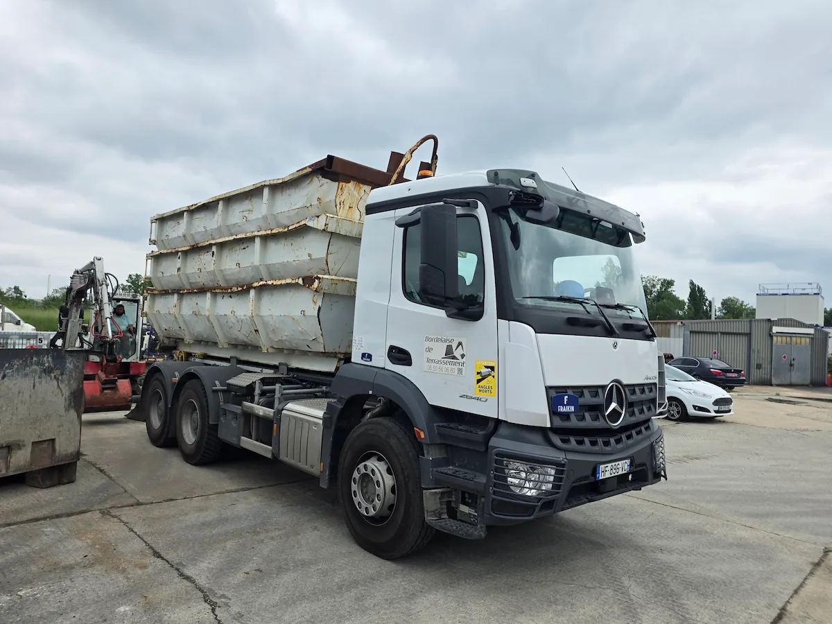 Camion Polybenne 26 Tonnes Bordelaise de Terrassement